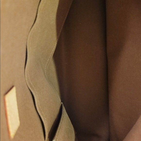 Authentic Louis Vuitton Lockit Monogram Horizontal - Picture 10 of 16